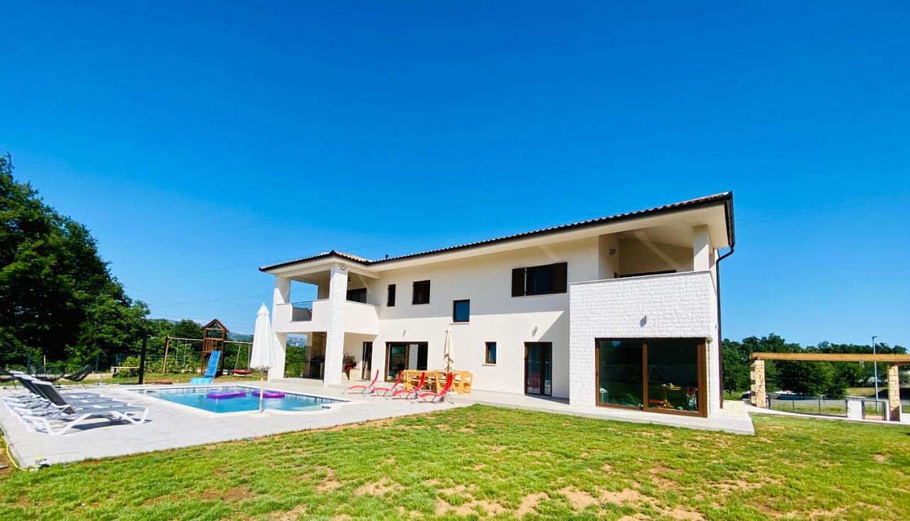 Villa Fluggi Near Labin Santalezi المظهر الخارجي الصورة