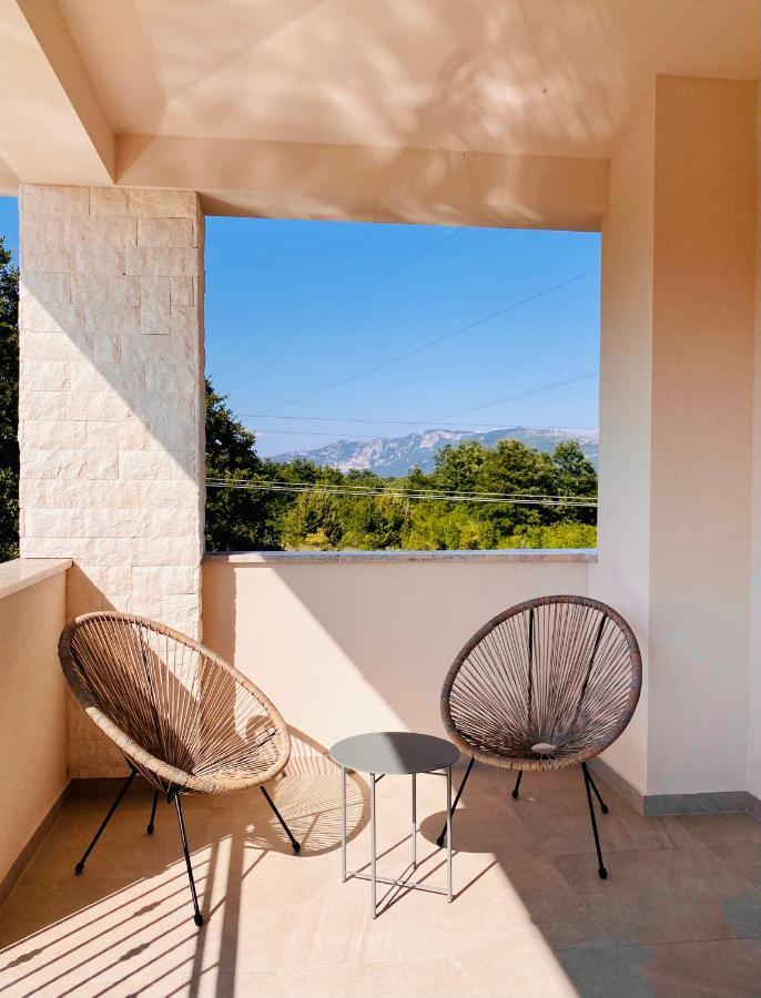 Villa Fluggi Near Labin Santalezi المظهر الخارجي الصورة